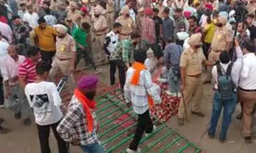 Punjab:  बैरिकेड्स टूटने से दशहरा मैदान में मची  भगदड़