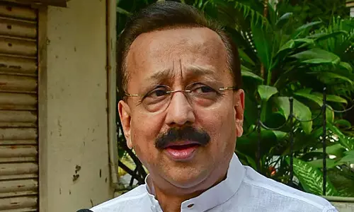 Delhi: राजनीतिक बिरादरी ने एनसीपी नेता बाबा सिद्दीकी की हत्या की निंदा की