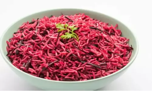 Beetroot Rice: बच्चों के लिए दोपहर के भोजन में बनाएं सेहतमंद चुकंदर चावल