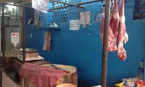 TG: मसाब टैंक के पास मंदिर परिसर में मांस के टुकड़े मिले