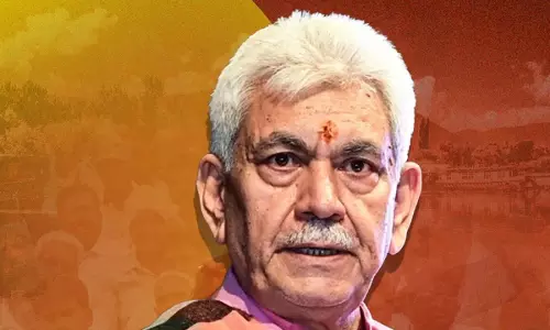 सशस्त्र बल भारत के तीव्र विकास के लिए शांतिपूर्ण वातावरण सुनिश्चित कर रहे हैं: LG सशस्त्र बल भारत के तीव्र विकास के लिए शांतिपूर्ण वातावरण सुनिश्चित कर रहे हैं: LG