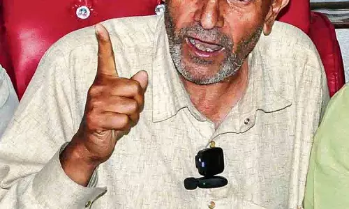 Rashid: पुलिस सत्यापन के बहाने उत्पीड़न बंद होना चाहिए Rashid: पुलिस सत्यापन के बहाने उत्पीड़न बंद होना चाहिए
