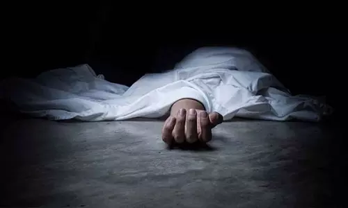 Ballia: डीजे वाहन पर सवार एक युवक को करंट लगने से  मौत, तीन अन्य झुलसे