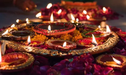 Diwali से पहले दिखा दें ये चीजे Diwali से पहले दिखा दें ये चीजे
