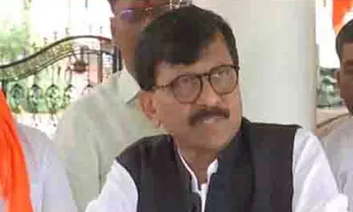 Sanjay Raut ने बाबा सिद्दीकी की हत्या को लेकर शिंदे सरकार की आलोचना की