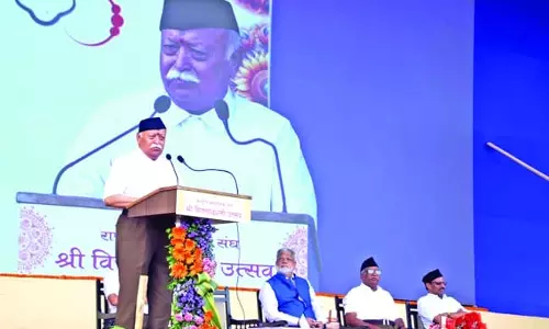 Bhagwat: हिंदुओं को एकजुट होने की जरूरत