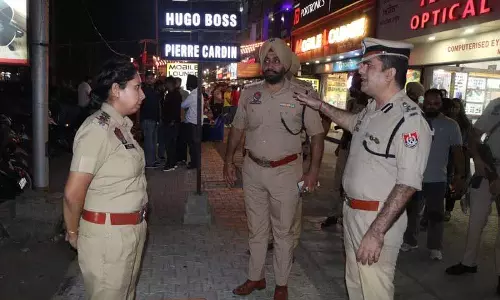 Jalandhar: शराब पीने वालों पर शिकंजा कसते हुए 35 लोगों को गिरफ्तार किया