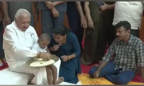 Kerala राजभवन ने विजयादशमी पर विद्यारंभम समारोह का किया आयोजन