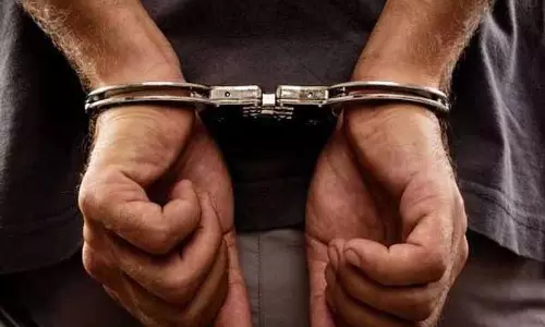 Police ने देसी कट्टा व कारतूस के साथ व्यक्ति को किया गिरफ्तार