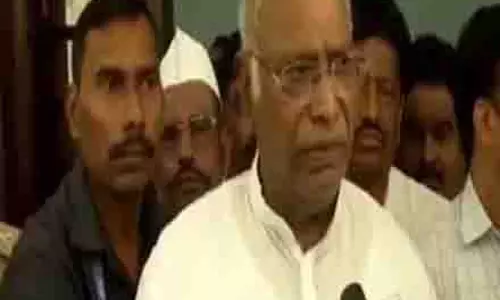 यह कानून और व्यवस्था की विफलता है: बाबा सिद्दीकी की हत्या पर Mallikarjun Kharge