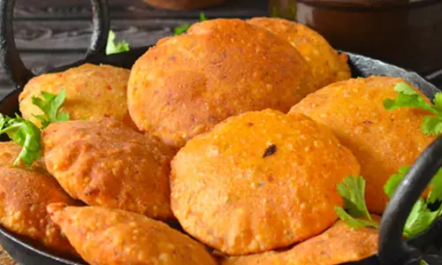 lunch या dinner में बनाएं हेल्दी और टेस्टी मसाला मेथी पूरी