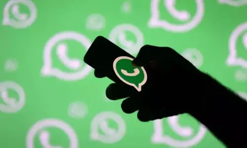 WhatsApp अब यूज़र्स को कम रोशनी में भी साफ़ वीडियो कॉल करने की देता है सुविधा