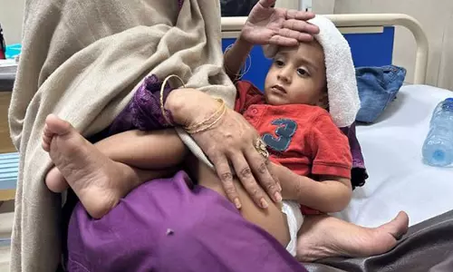 सुविधाओं की कमी के कारण Karachi में डिप्थीरिया से 100 से अधिक बच्चों की मौत