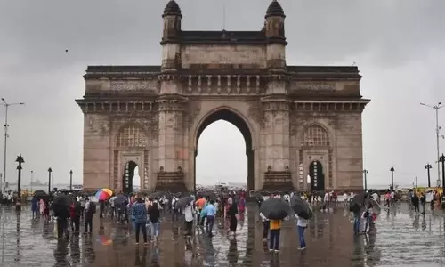 IMD ने 14 अक्टूबर को शहर के कुछ हिस्सों में गरज के साथ बारिश की भविष्यवाणी की
