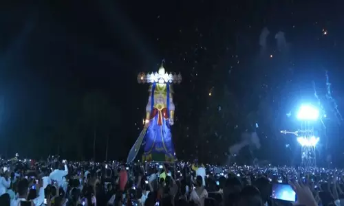 Dussehra पर कामरूप के मिर्जा में जलाया गया 150 फीट ऊंचा रावण का पुतला