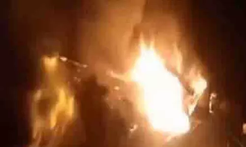 जम्मू-कश्मीर के Bandipora के तुलैल मार्केट में लगी आग