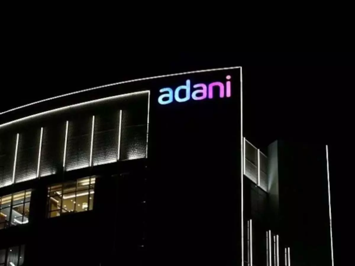 Adani Ent शेयर में -0.96% की गिरावट