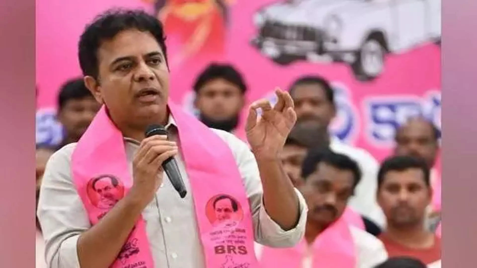 KTR ने ईडी की छापेमारी पर चुप्पी को लेकर भाजपा और कांग्रेस पर निशाना साधा