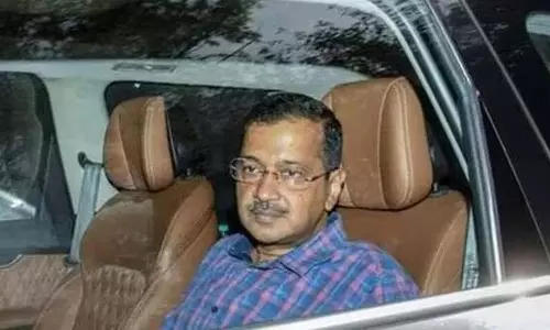 जम्मू-कश्मीर जैसे ‘आधे राज्य’ को चलाने में उमर के साथ अनुभव साझा करने को तैयार: Kejriwal जम्मू-कश्मीर जैसे ‘आधे राज्य’ को चलाने में उमर के साथ अनुभव साझा करने को तैयार: Kejriwal