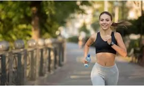 Health: अगर आप हमेशा रहना चाहते हैं फिट और फाइन, तो ये आसान तरीके करेंगे आपकी मदद