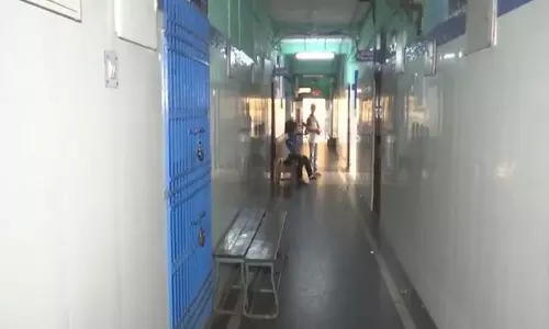 FEMA ने आरजी कर बलात्कार-हत्या मामले को लेकर सिलीगुड़ी के चिकित्सा संस्थानों में 2 दिवसीय हड़ताल का आह्वान किया FEMA ने आरजी कर बलात्कार-हत्या मामले को लेकर सिलीगुड़ी के चिकित्सा संस्थानों में 2 दिवसीय हड़ताल का आह्वान किया