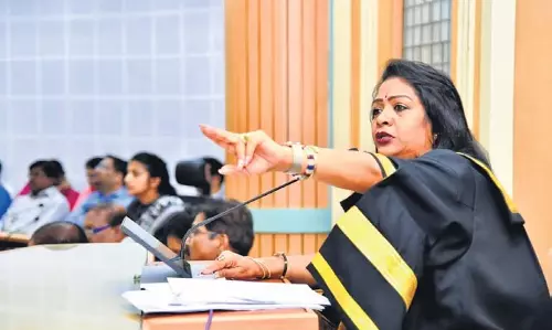 Telangana में निर्धारित समय से अधिक संगीत बजाने की अनुमति देने पर मेयर पर मामला दर्ज