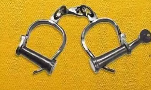 Telangana में नकली सामान बेचने के आरोप में तीन लोग गिरफ्तार