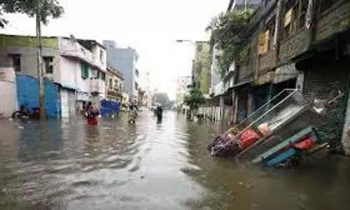 मदुरै के कोवई में भारी बारिश से बाढ़ आई