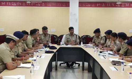 SSP संतोष कुमार सिंह ने थाना प्रभारियों को दी चेतावनी SSP संतोष कुमार सिंह ने थाना प्रभारियों को दी चेतावनी