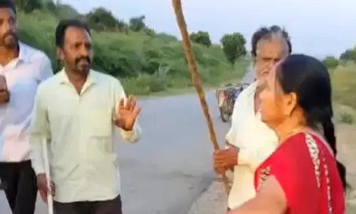 Bundi: भाजपा के पूर्व मंडल अध्यक्ष के एक महिला से सरेआम मारपीट और अभद्रता की