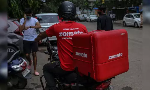 Zomato शेयर 0.97% ऊपर