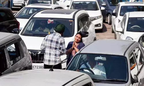 किसानों की नाकेबंदी से लालरू, Dera Bassi, मोहाली इलाकों में अराजकता
