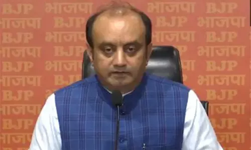 सिद्धारमैया, खड़गे अदालती कार्यवाही के अपमान से बचने के लिए जमीन लौटा रहे हैं: BJP
