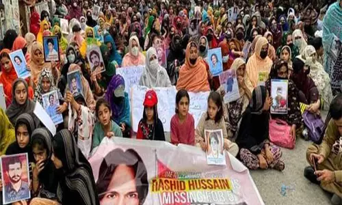 बलूच अमेरिकी कांग्रेस के अध्यक्ष ने Balochistan में जबरन गायब किए जाने के खिलाफ एकजुटता का आह्वान किया बलूच अमेरिकी कांग्रेस के अध्यक्ष ने Balochistan में जबरन गायब किए जाने के खिलाफ एकजुटता का आह्वान किया
