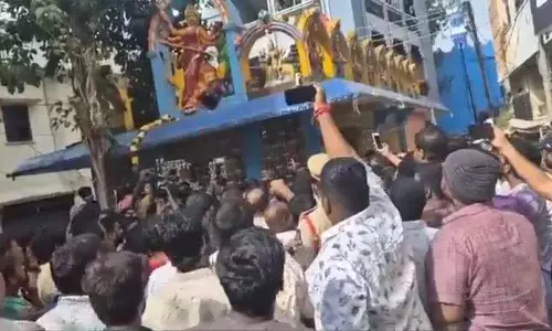Muthyalama मंदिर में मूर्ति क्षतिग्रस्त होने से तनाव व्याप्त Muthyalama मंदिर में मूर्ति क्षतिग्रस्त होने से तनाव व्याप्त