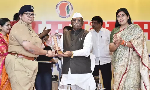 Jaipur: राज्यपाल ने नारी शक्ति 2024 पुरस्कार प्रदान किए