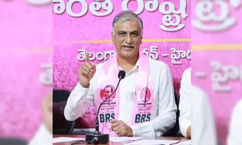 Harish Rao ने त्योहारों के दौरान RTC किराया वृद्धि का विरोध किया