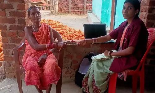 बैंक सखी राधा कश्यप को बिहान योजना से मिली आर्थिक मजबूती
