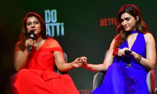 Trailer लॉन्च पर किस्साशेयर करने के लिए कहने पर काजोल पत्रकार पर भड़कीं Trailer लॉन्च पर किस्साशेयर करने के लिए कहने पर काजोल पत्रकार पर भड़कीं