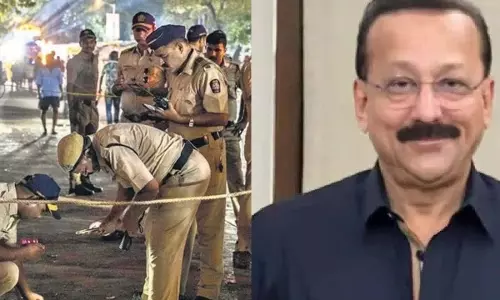 Baba Siddique Murder: हमलावर ने मारने के लिए मिर्च स्प्रे लगाने का खुलाशा