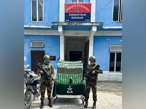 Assam Rifles-Mizoram Police ने भारत-म्यांमार सीमा के पास 39,900 डेटोनेटर बरामद किए