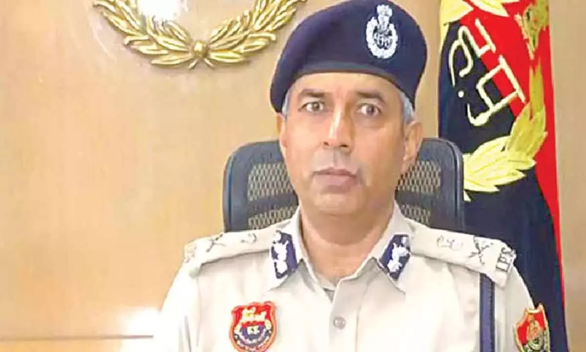 Haryana के डीजीपी ने अपराध नियंत्रण पर वरिष्ठ पुलिस अधिकारियों के साथ बैठक की