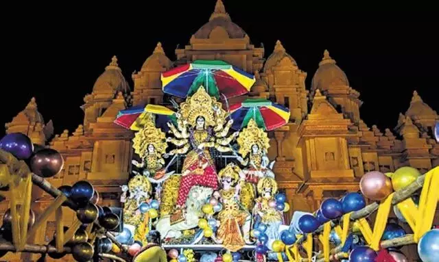 Bhubaneswar में भव्य विसर्जन जुलूस के साथ दुर्गा पूजा को विदाई दी