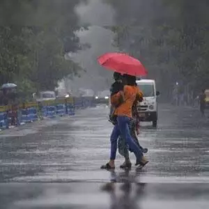 Tamil Nadu दबाव बढ़ा, बारिश जारी रहेगी