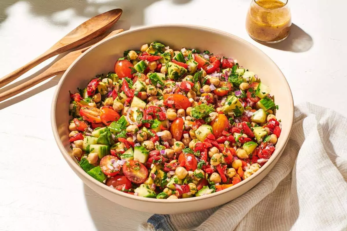 Chickpea Salad प्रोटीन से भरपूर वजन कम करने के लिए बेहतर है