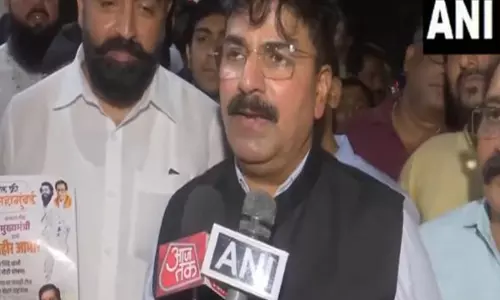 राहुल शेवाले ने Mumbai में प्रवेश करने वाले हल्के वाहनों के लिए टोल छूट की सराहना की