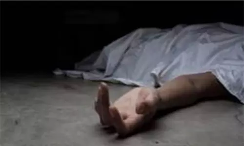 Odisha: एनएच-16 पर बस ने बाइक को टक्कर मारी, दो की मौत Odisha: एनएच-16 पर बस ने बाइक को टक्कर मारी, दो की मौत