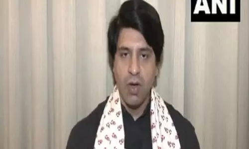 वक्फ बिल विवाद: BJP के पूनावाला ने कहा-वामपंथी और कांग्रेस को संविधान पर बहुत कम भरोसा है वक्फ बिल विवाद: BJP के पूनावाला ने कहा-वामपंथी और कांग्रेस को संविधान पर बहुत कम भरोसा है