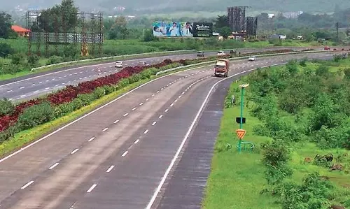Telangana सरकार ने ग्रामीण सड़कों के लिए 1,377 करोड़ रुपये मंजूर किए
