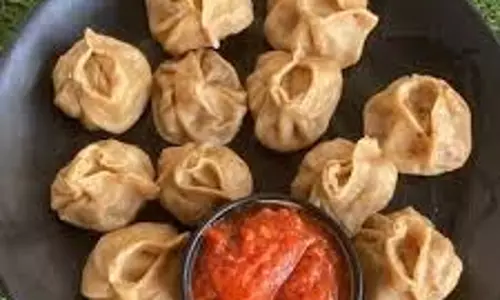मैदा का इस्तेमाल किए बिना घर पर बनाएं स्वादिष्ट फूलगोभी मोमोज मैदा का इस्तेमाल किए बिना घर पर बनाएं स्वादिष्ट फूलगोभी मोमोज